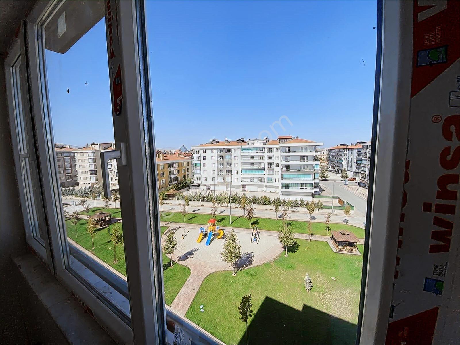 Cemil Şimşek'ten Küçük Kumköprüde Sıfır Satılık Arakat 3+1 - Görsel 11