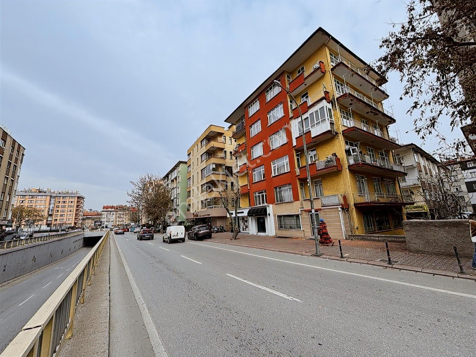 Cemil Şimşek'ten Barbaros İöo Nun Arkasında Bakımlı Daire - Görsel 4