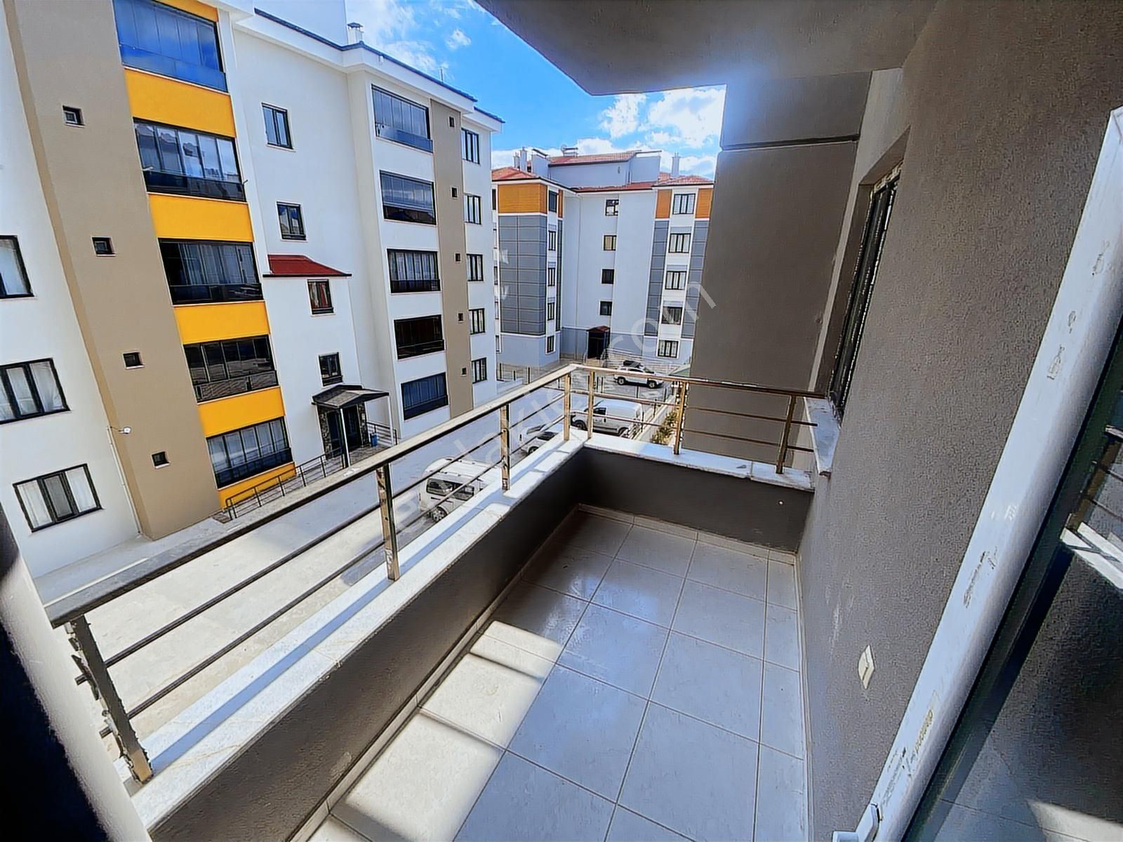 Cemil Şimşek'ten Akşemsettinde 2+1 Sıfır Daire - Görsel 14