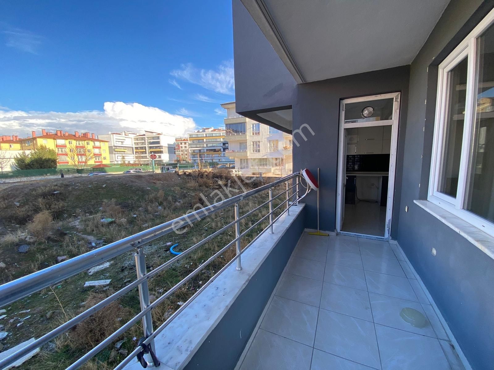 Cemil Şimşek'ten Erenlerde Merkezi Konumda 3+1 Fırsat Daire - Görsel 16