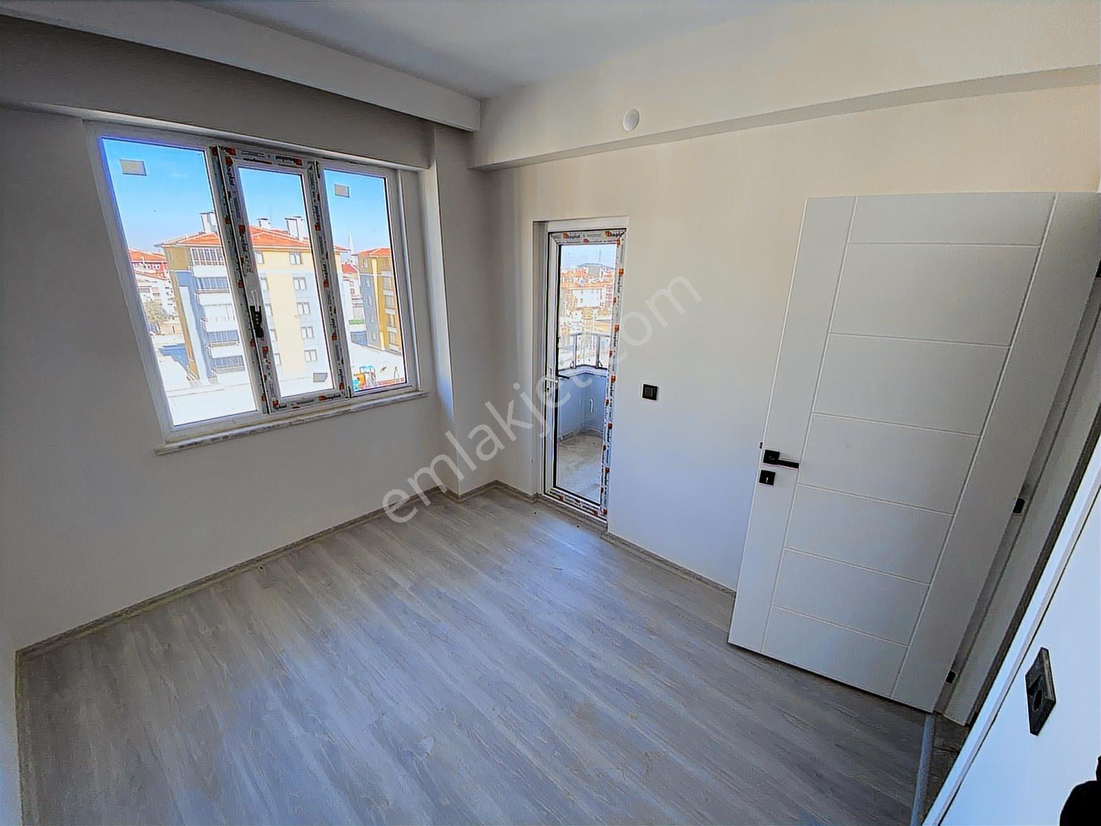Cemil Şimşek'ten Akşemsettinde Sıfır 3+1 Daire - Görsel 11