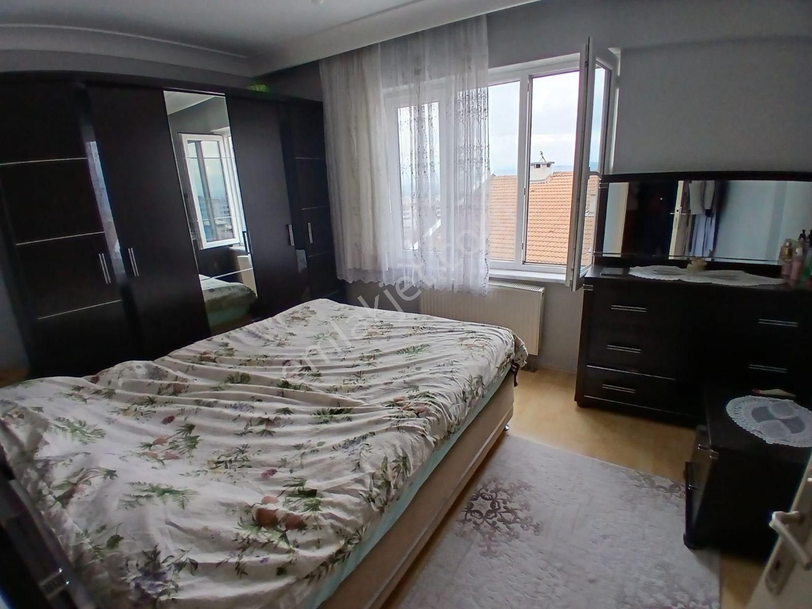 Bursa Yıldırım Erikli Bağlaraltında Asansörlü 3+1 Manzarlı Daire - Görsel 5