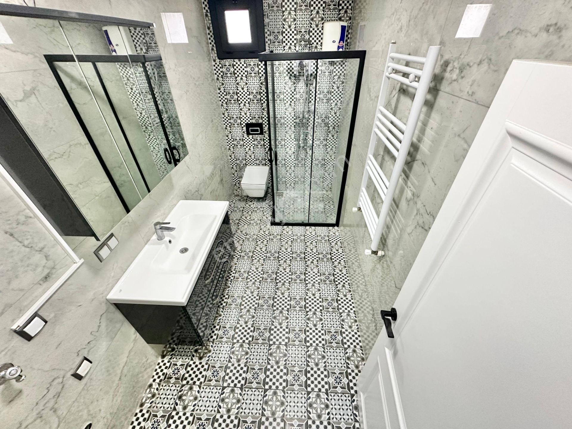 ꧁ay Emlaktan꧂akçay'da Muhteşem Konumlu Kombili Kapalı Balkon Satılık 1+1 Lüx Daire - Görsel 33