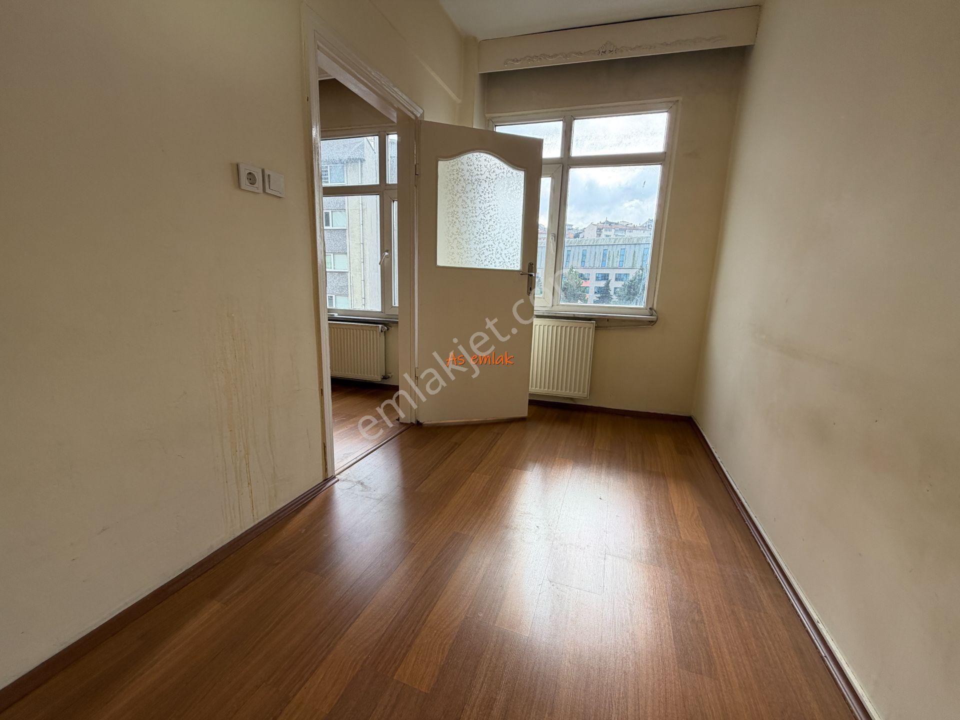 As Emlak Tan 2+1 Üsküdar Merkezde Ana Cadde Üzeri 3.kat Daire - Görsel 23