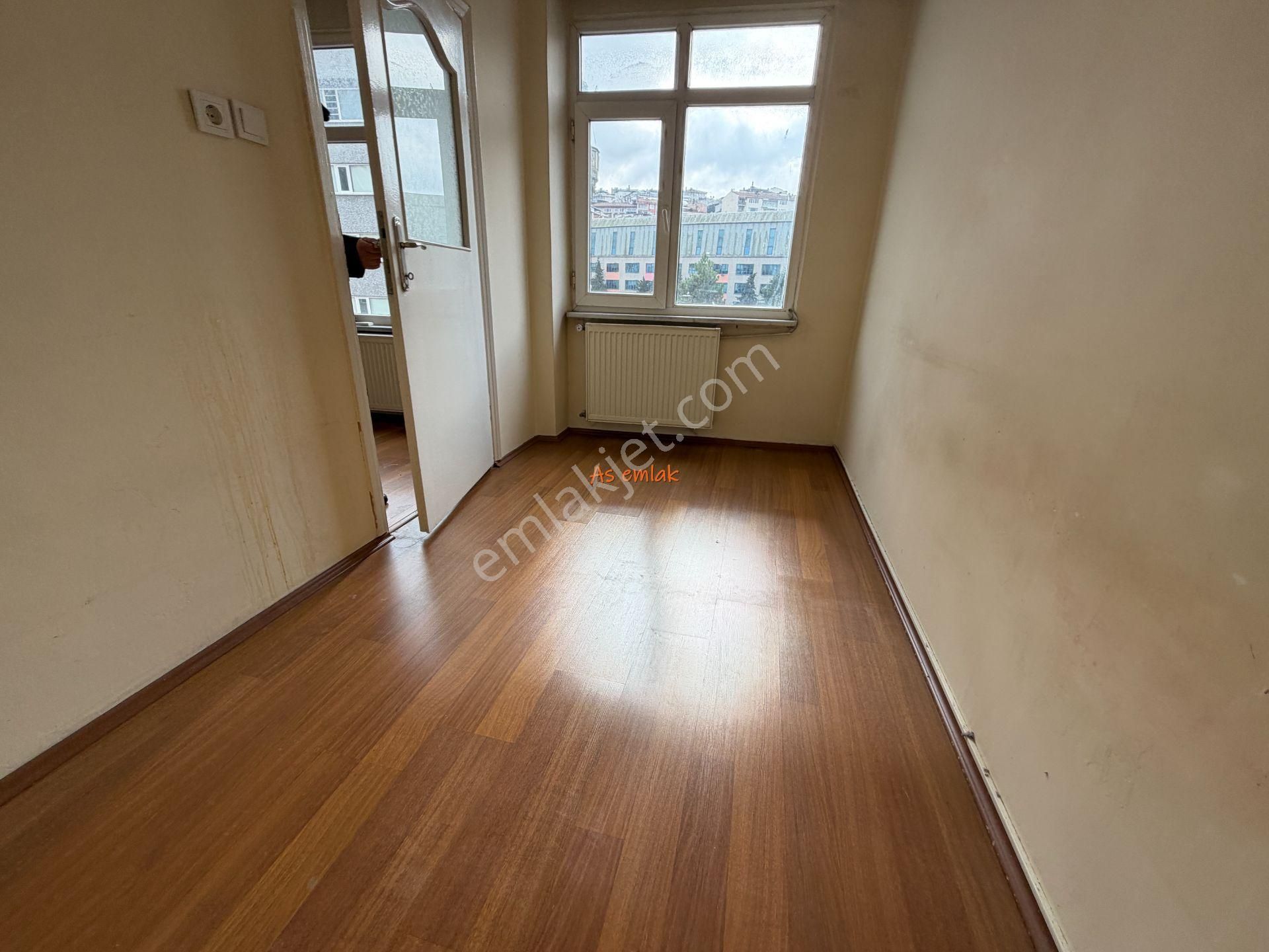 As Emlak Tan 2+1 Üsküdar Merkezde Ana Cadde Üzeri 3.kat Daire - Görsel 27