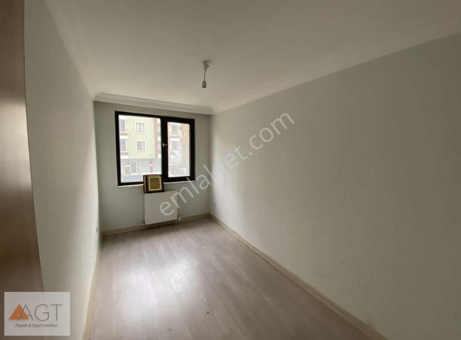 Agt'den İnkılap Mah. Site İçersinde Ara Kat 75m2 2+1 Konut - Görsel 2