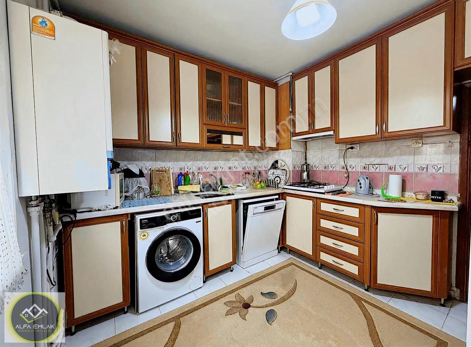 Alfa'dan Lale Tren İstasyonu Yakını !!! Ara Kat Geniş 2+1 Daire - Görsel 3