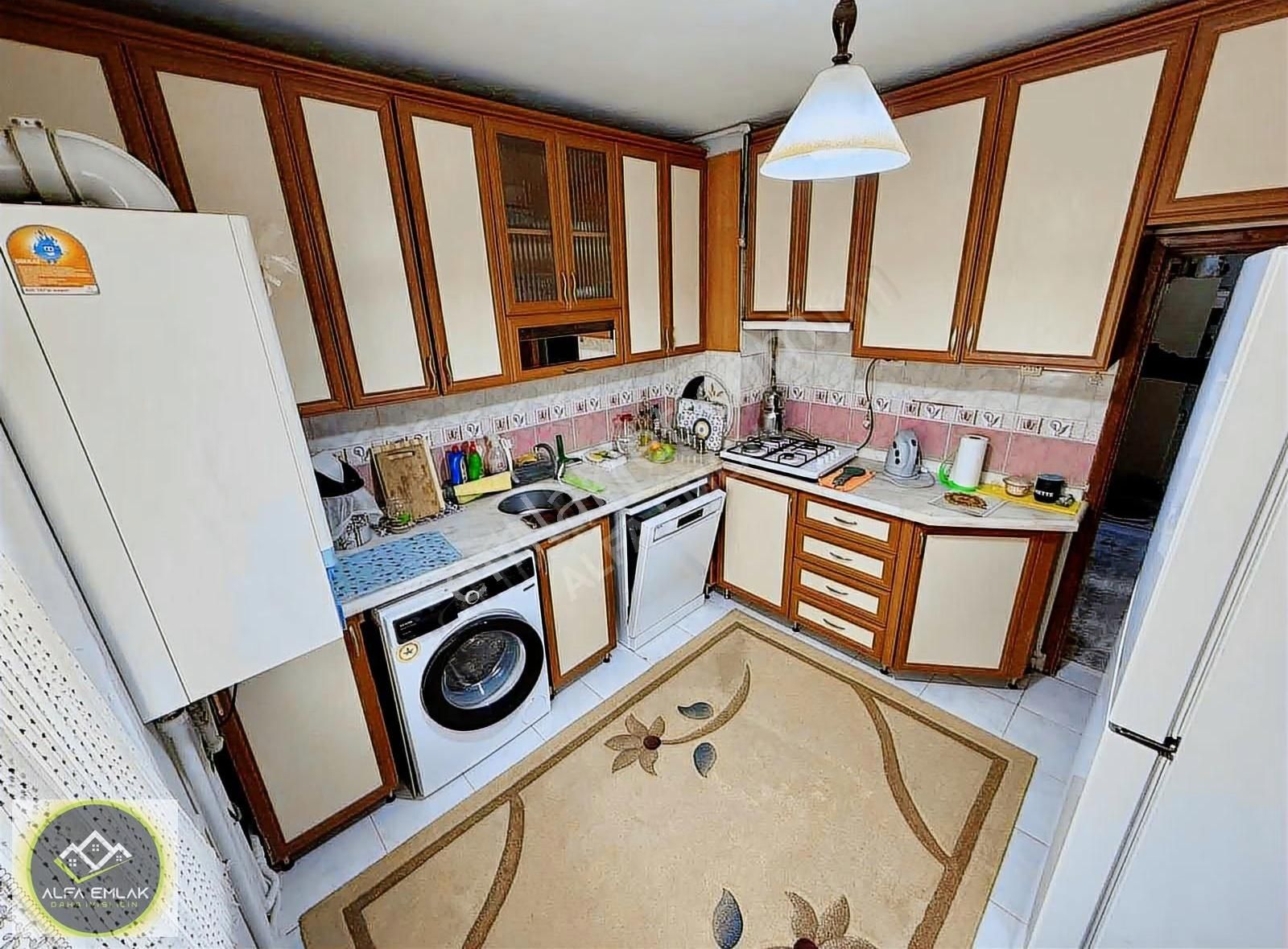 Alfa'dan Lale Tren İstasyonu Yakını !!! Ara Kat Geniş 2+1 Daire - Görsel 15