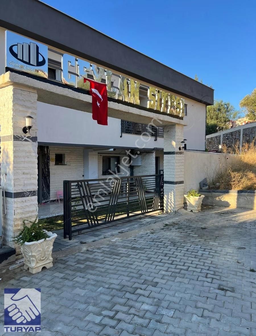 Kuşadası Kadınlar Denizi Mevkii 4+1 Doğalgazlı Dublex Villa - Görsel 2