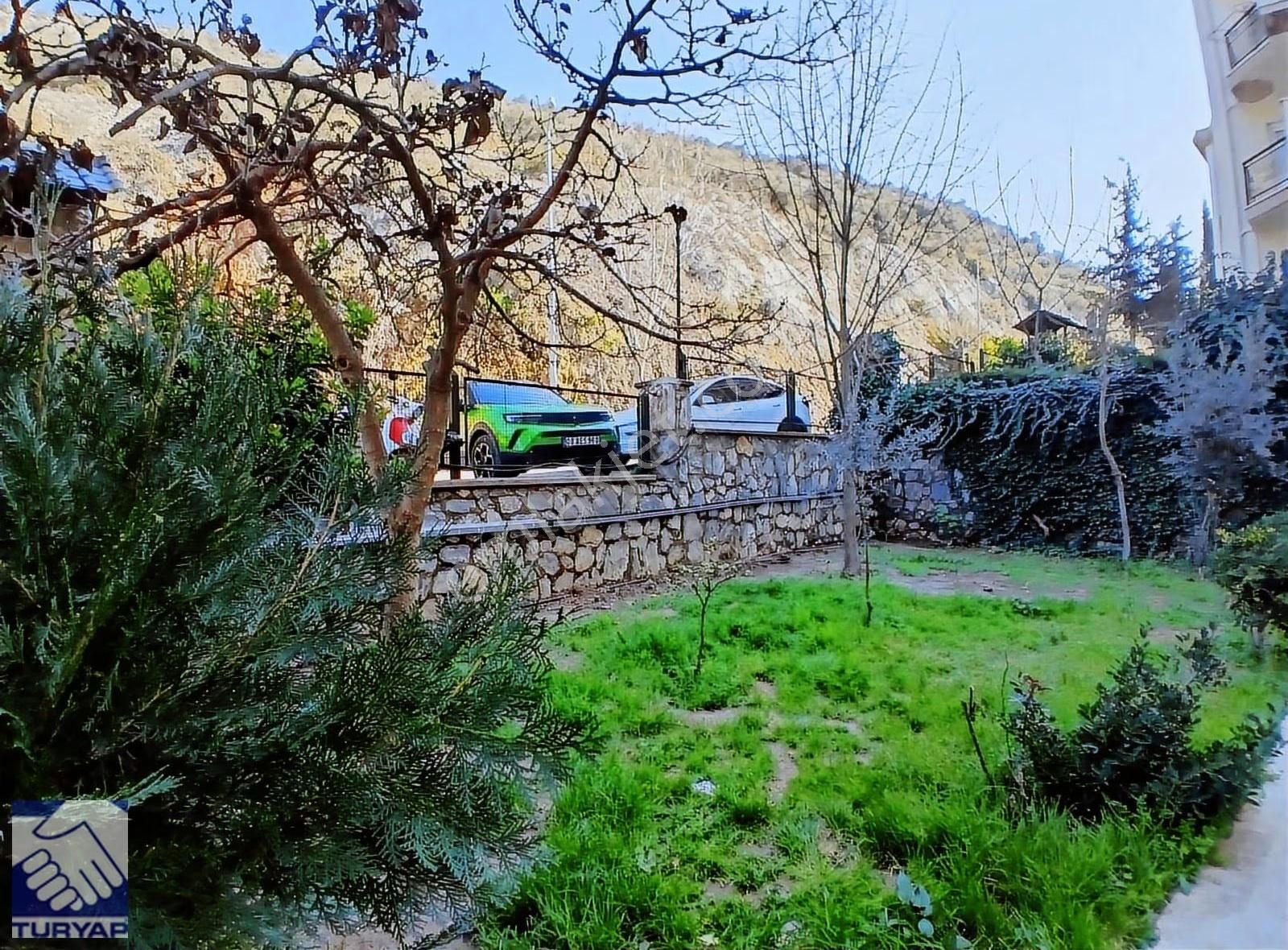 Kuşadası Ege Mahallesinde Satılık Geniş 3+1 Daire - Görsel 21