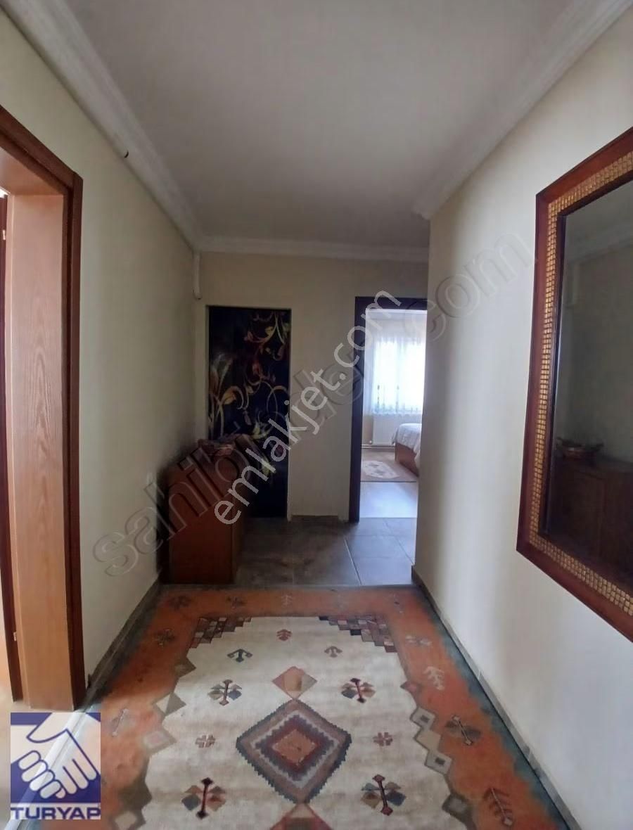 Kuşadası Ege Mahallesinde Satılık Geniş 3+1 Daire - Görsel 30