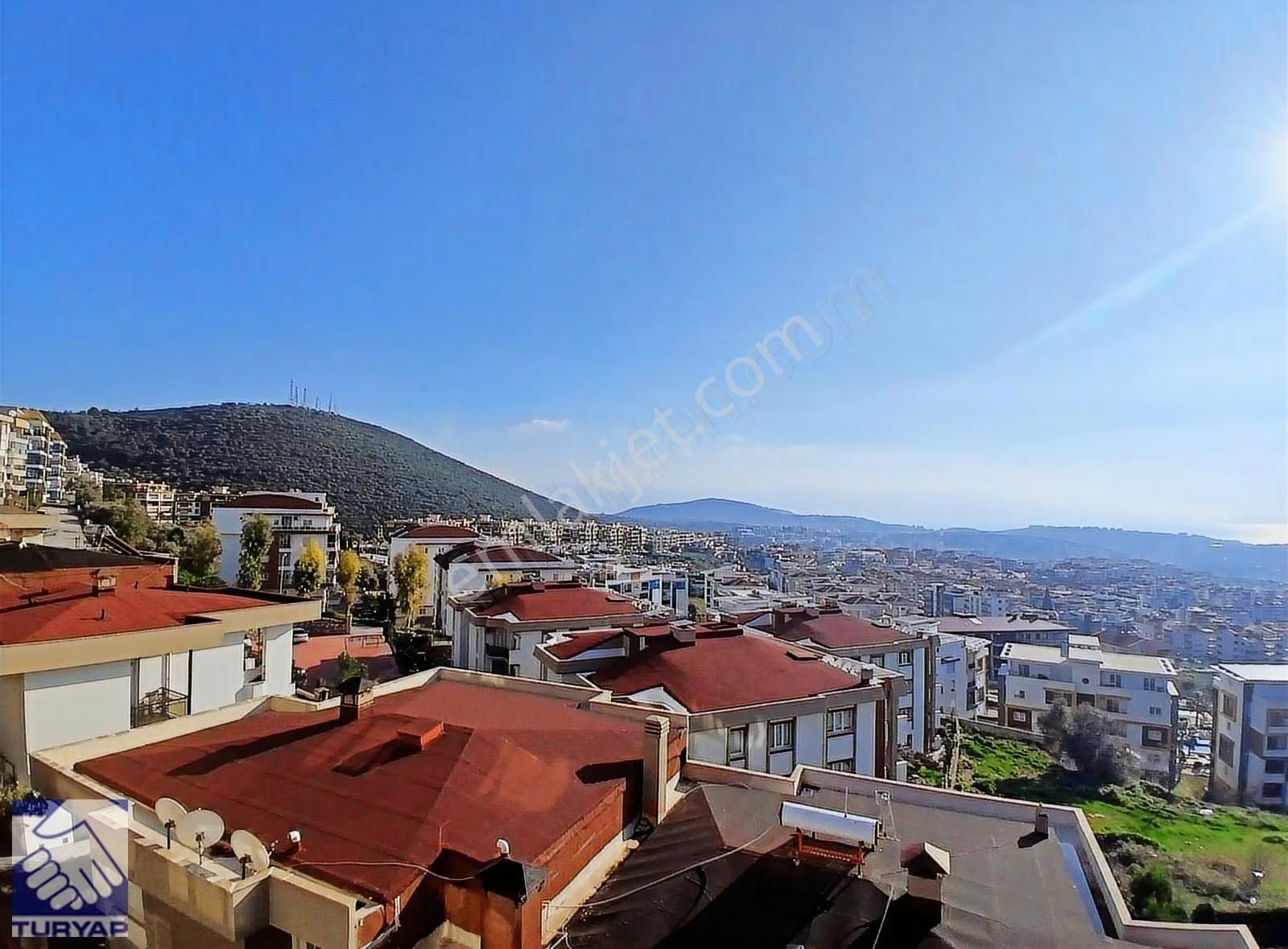 Kuşadası Ege Mahallesinde Satılık Geniş 3+1 Daire - Görsel 6