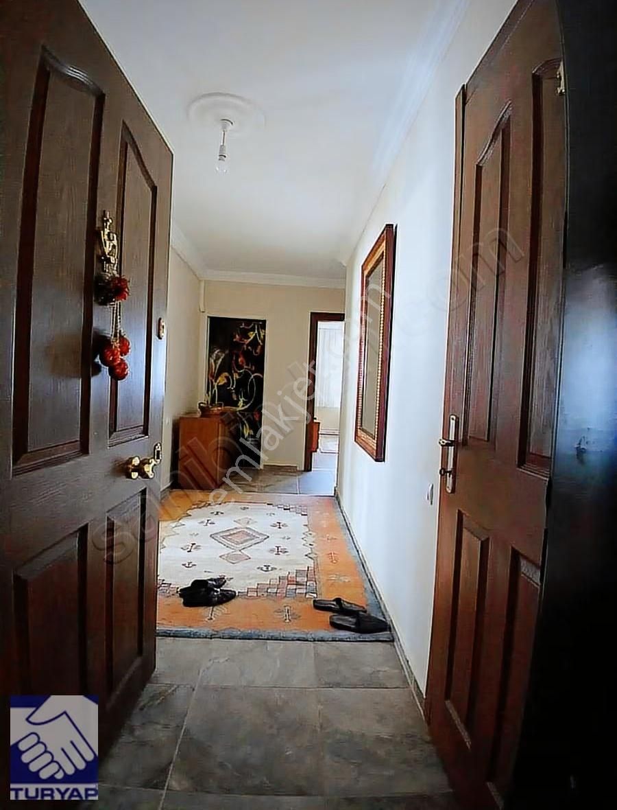 Kuşadası Ege Mahallesinde Satılık Geniş 3+1 Daire - Görsel 17