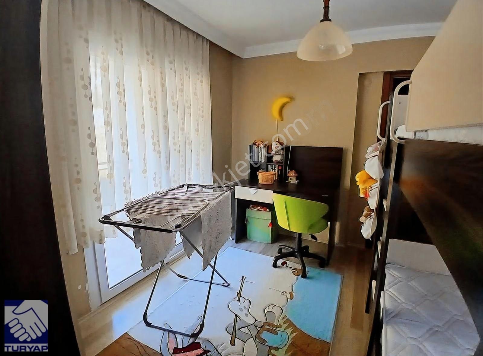 Kuşadası Ege Mahallesinde Satılık Geniş 3+1 Daire - Görsel 24