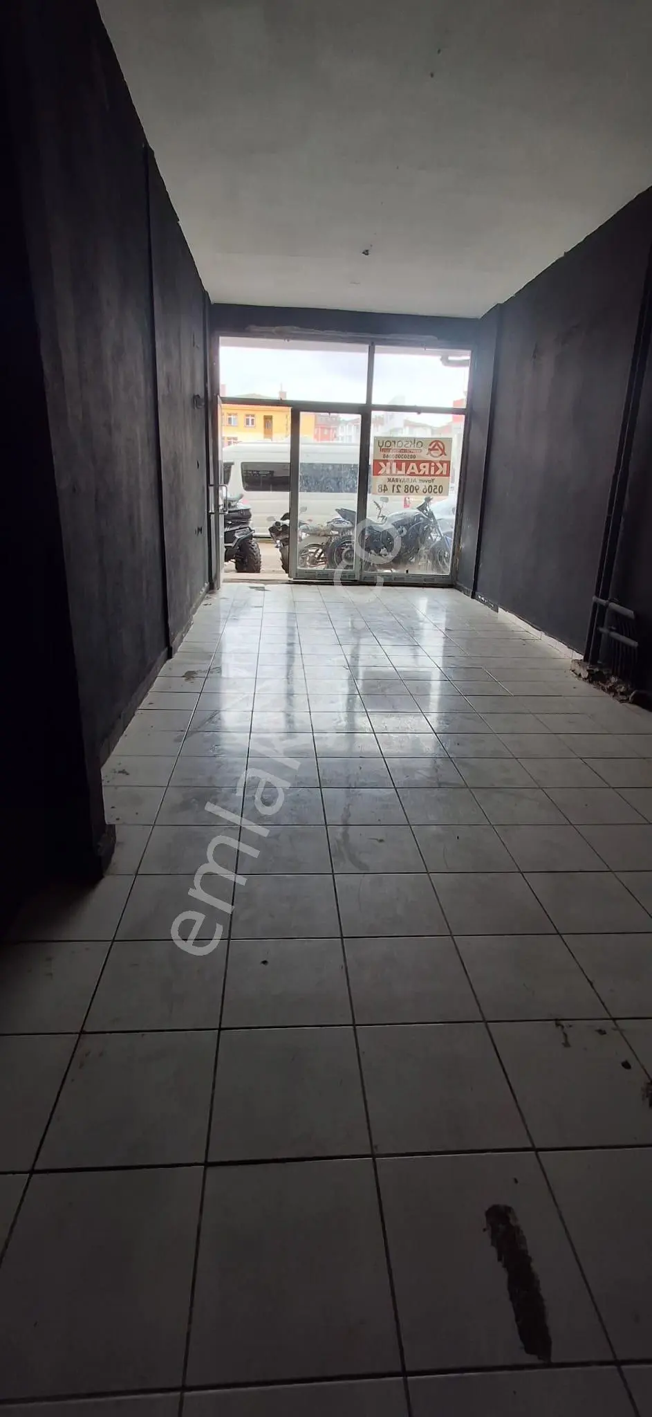 Aksaray Tacin Mah Cadde Üzerinde Kiralık 80 M² Dükkan - Görsel 4