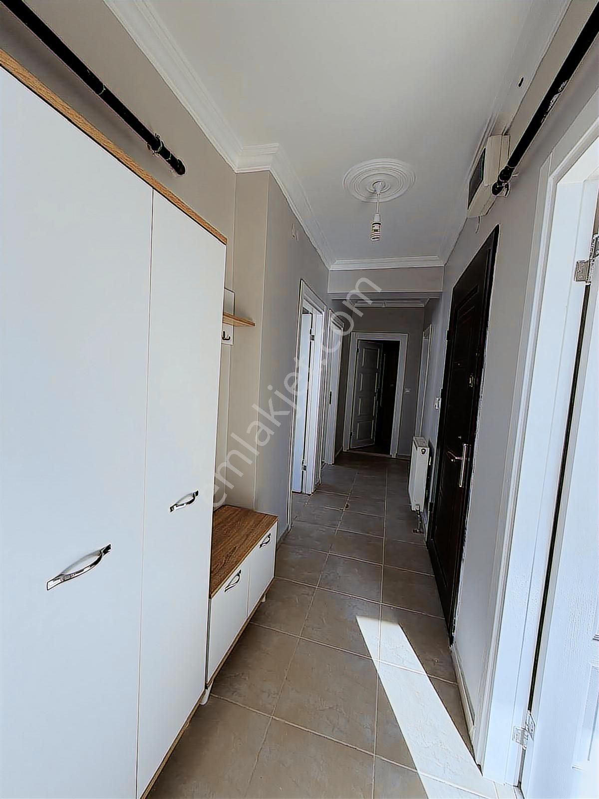 Oscar Emlak'tan Kırmızıtoprak Mahallesinde Yeni Boyalı 2+1 - Görsel 13