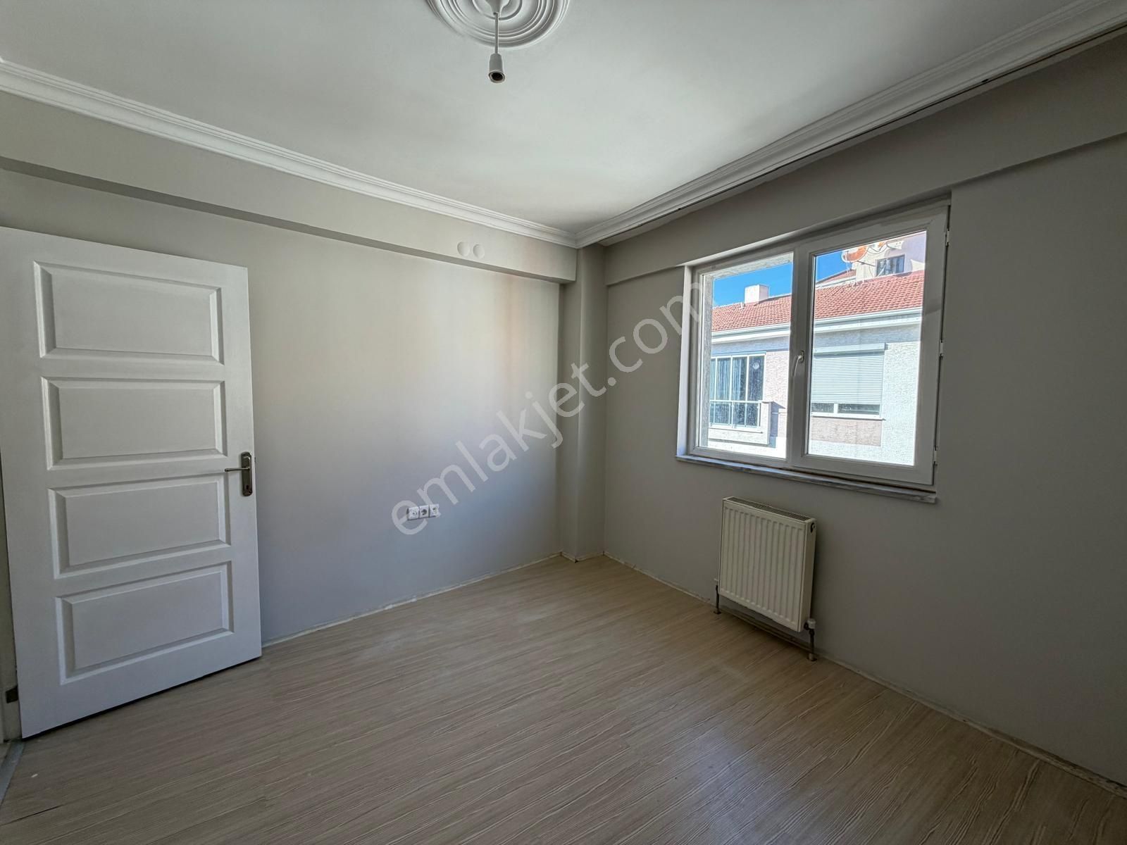 Oscar Emlak'tan Kırmızıtoprak Mahallesinde Yeni Boyalı 2+1 - Görsel 16