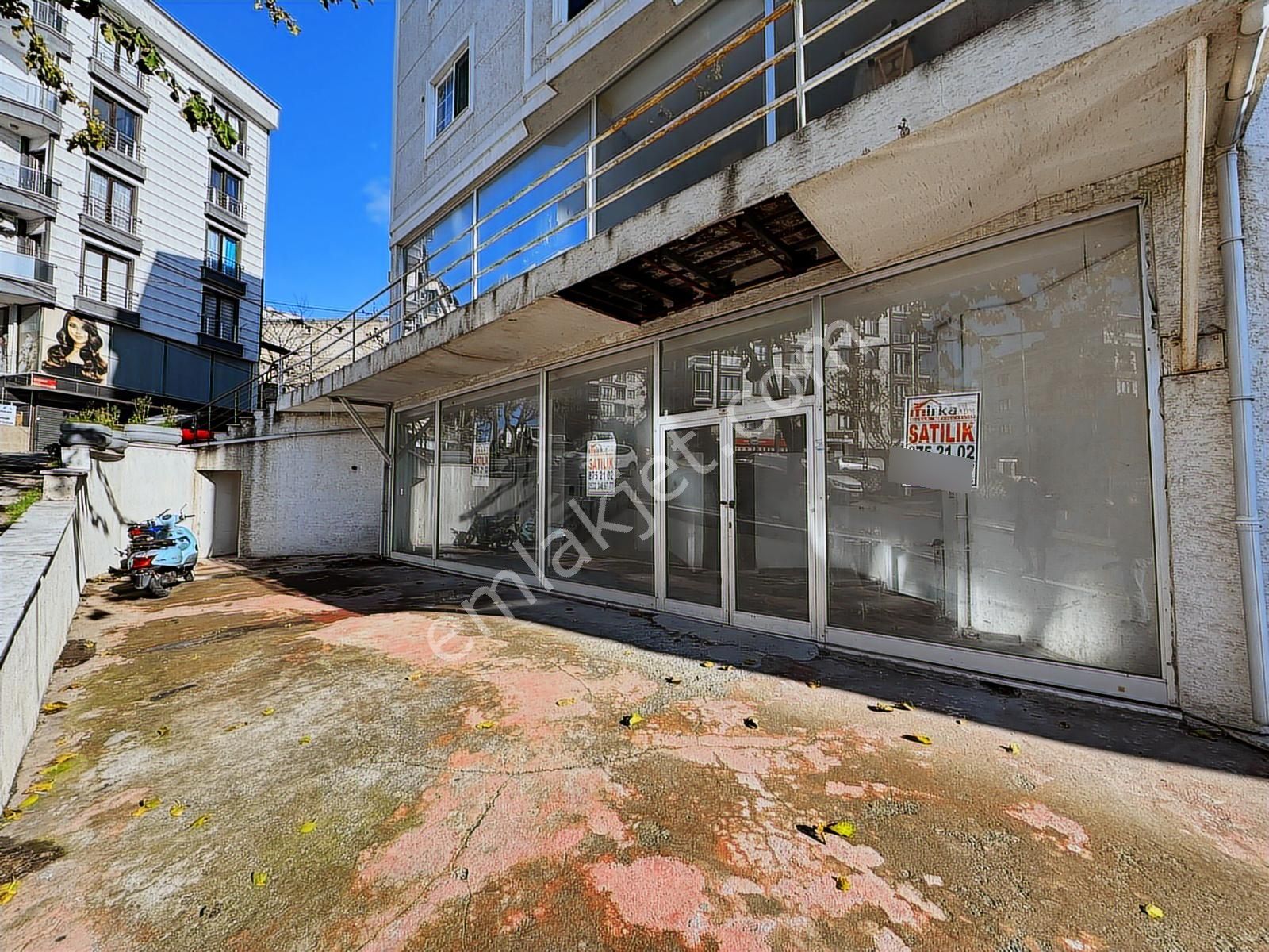 Beylikdüzü Dereağzı Da Satılık Düz Giriş 150 M2 Dükkan - Görsel 10