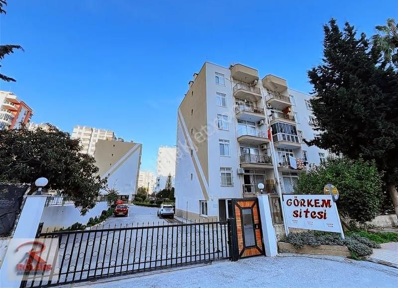 Havuzlu Site İçerisinde Yapılı Geniş Ve Ferah Daire - Görsel 12