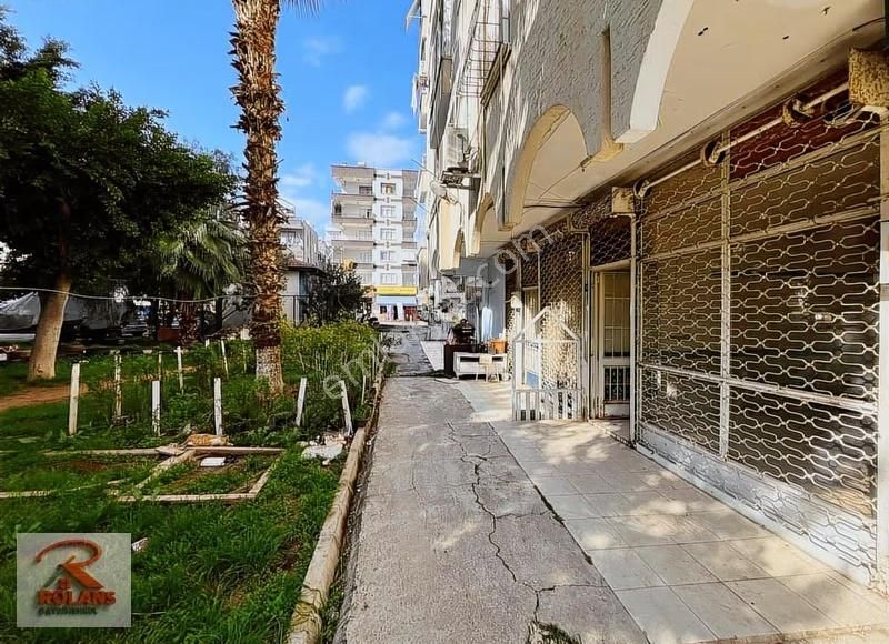 Yenişehir Gazi Mahallesi Muğdat Camii Civarında Satılık Dükkan