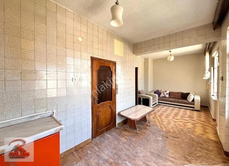 Kilise Civarı Geniş Kullanım Alanlı Açık Cepheli 3+1 Daire - Görsel 11