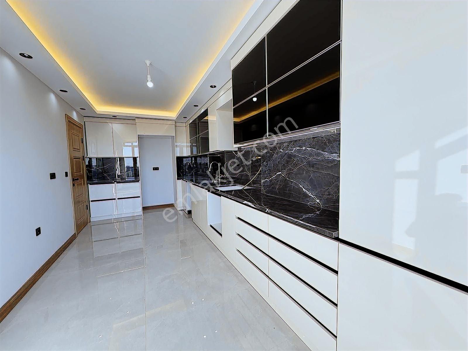Mahmutbey - Güneşli / 4+2 272 M² / Özelyapım Dublex / Revan Park - Görsel 15