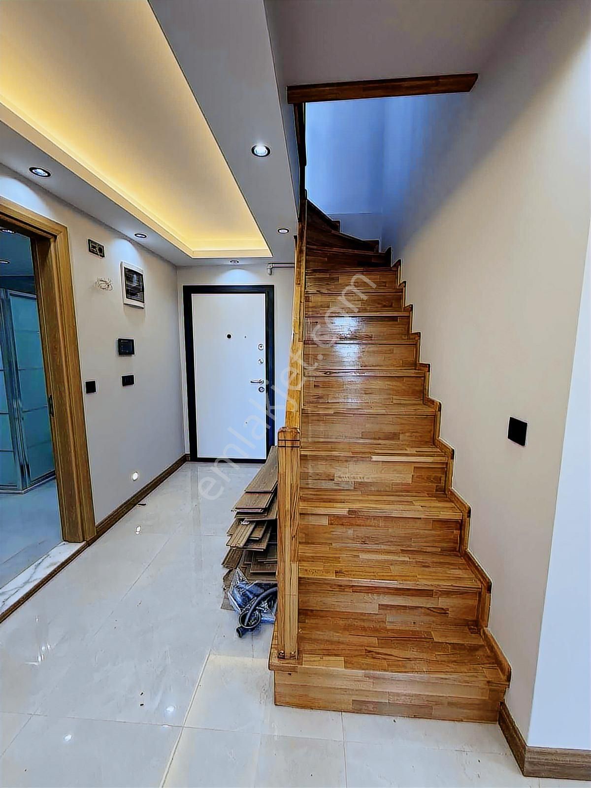 Mahmutbey - Güneşli / 4+2 272 M² / Özelyapım Dublex / Revan Park - Görsel 4