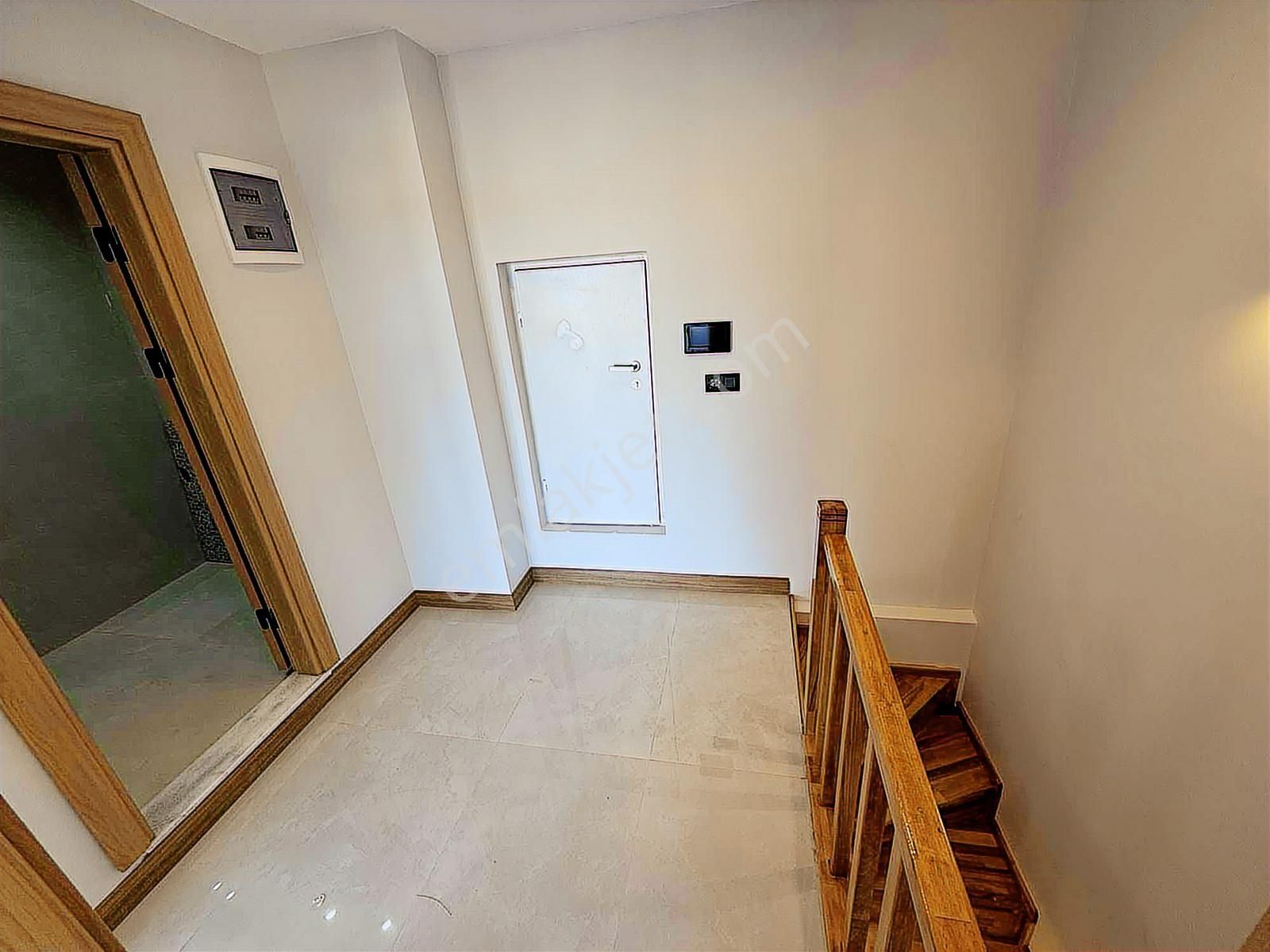 Mahmutbey - Güneşli / 4+2 272 M² / Özelyapım Dublex / Revan Park - Görsel 26