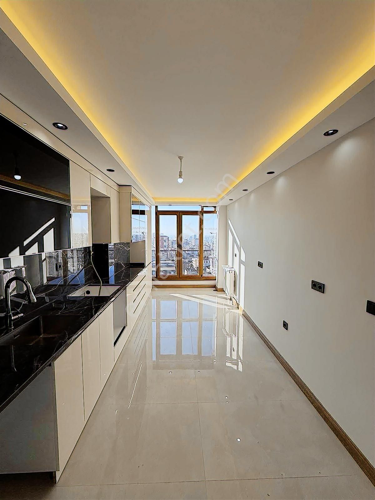 Mahmutbey - Güneşli / 4+2 272 M² / Özelyapım Dublex / Revan Park - Görsel 17