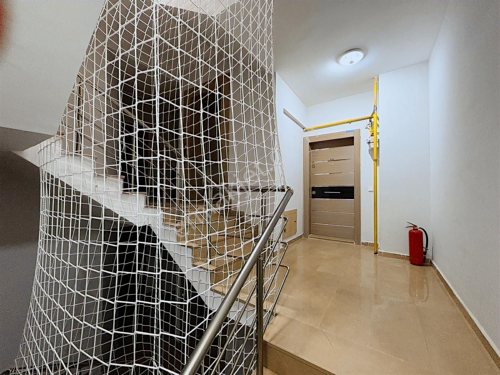 Remax Advantage'den Kayapa'da Karnur Ata Sitesinde Kiralık 3+1 - Görsel 28