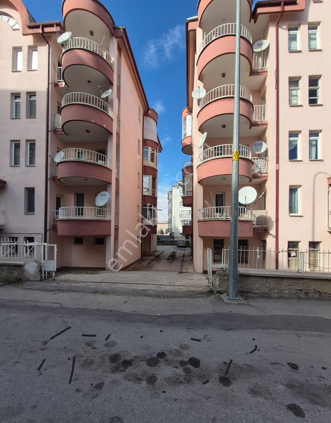 Me Ka Group'tan Kocatepe Mah.kiralık Daire - Görsel 28