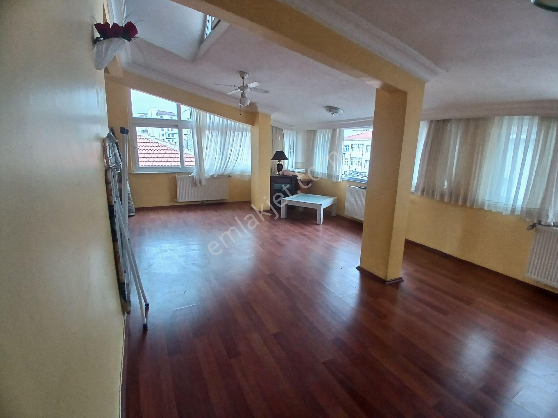 Kiralık Çatı Katı Daire Kartal Topselvi De - Görsel 4