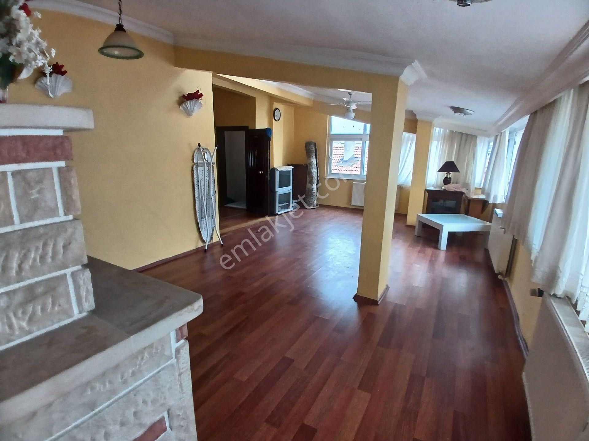 Kiralık Çatı Katı Daire Kartal Topselvi De - Görsel 2