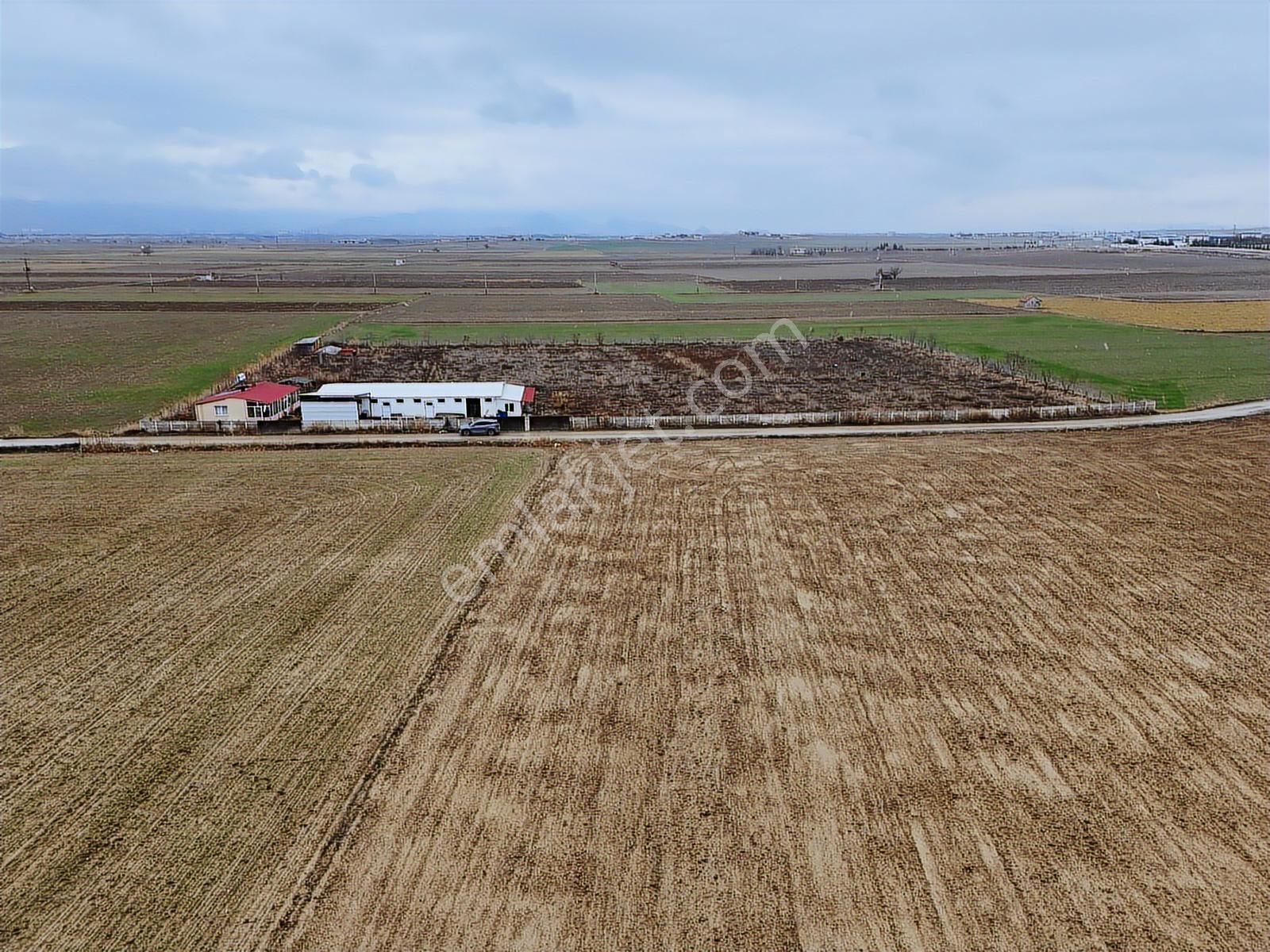 Me-ka Group'tan Çukurköy Mevkiinde 10.200 M² Satılık Tarla - Görsel 4