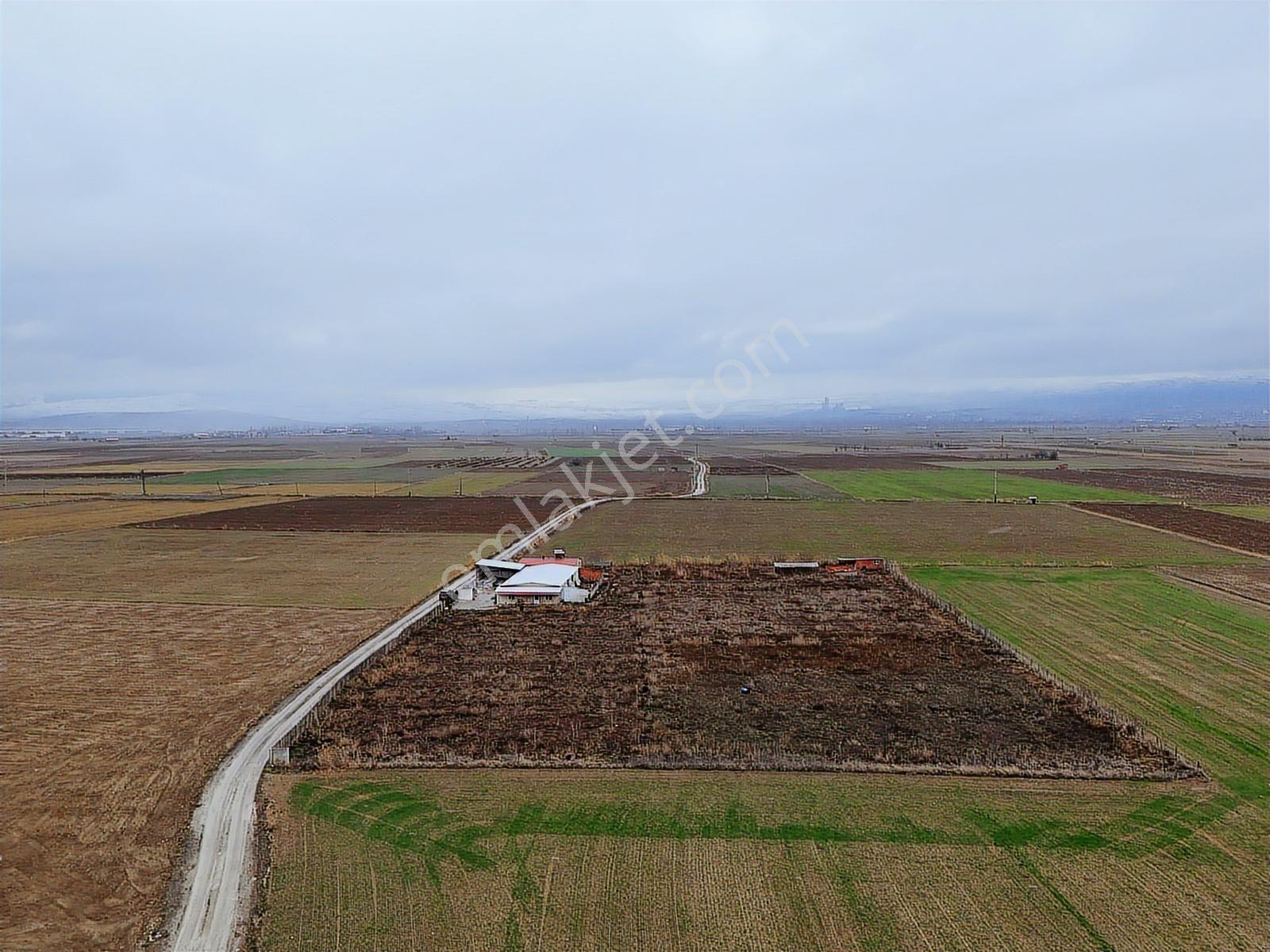 Me-ka Group'tan Çukurköy Mevkiinde 10.200 M² Satılık Tarla - Görsel 5