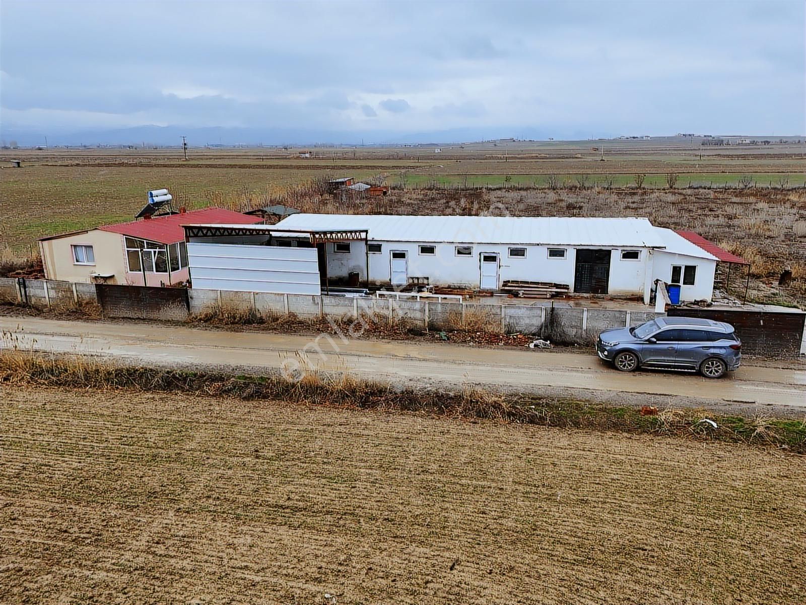 Me-ka Group'tan Çukurköy Mevkiinde 10.200 M² Satılık Tarla