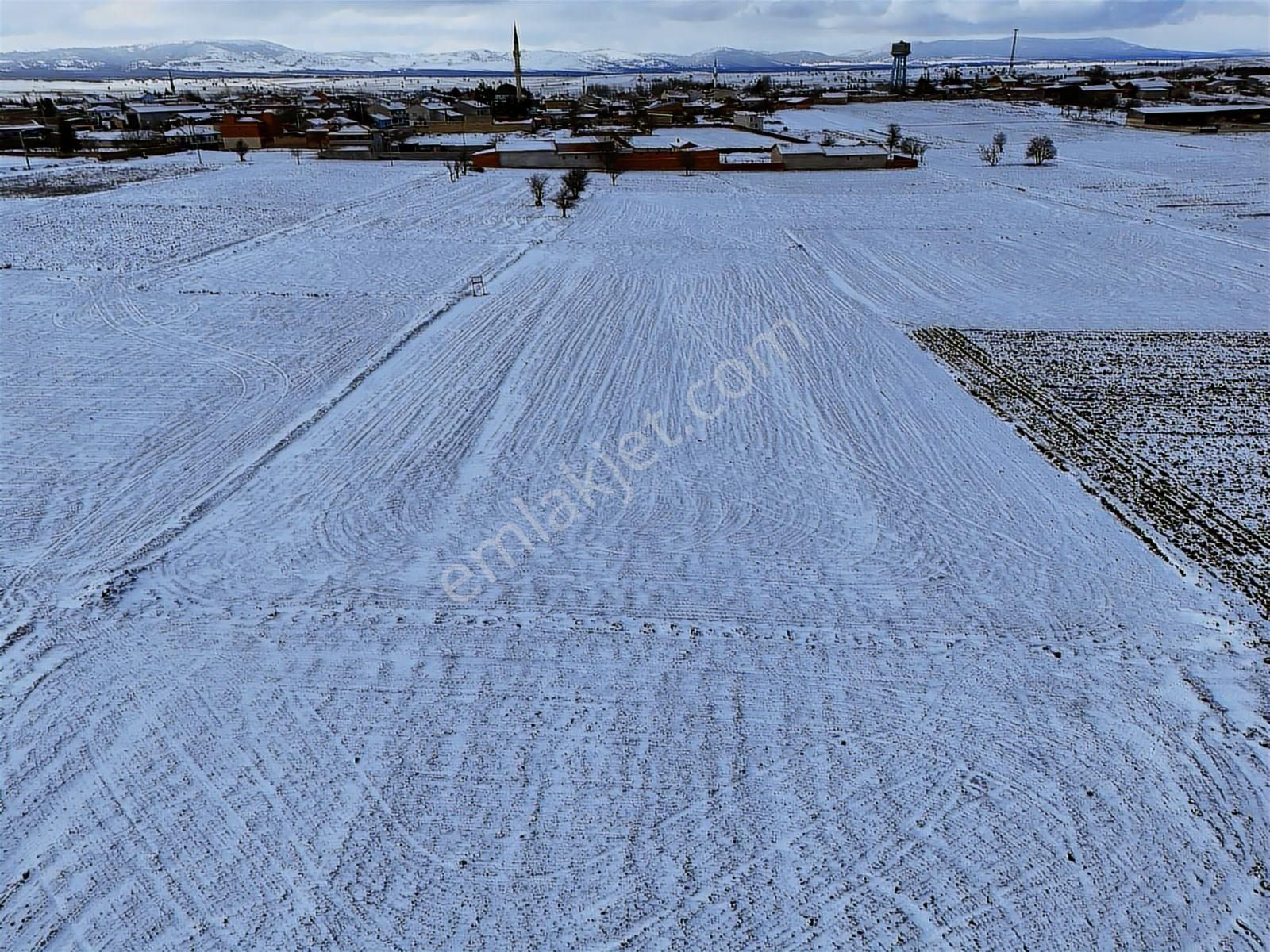 Me-ka Group Güvencesiyle Anıtkaya Köyünde 4.066 M²satılık Tarla - Görsel 7
