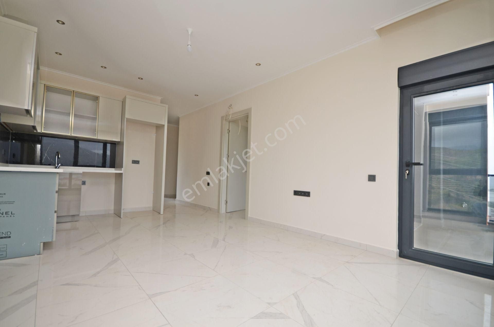 Alanya / Demirtaş’ta Havuz Manzaralı 2+1 Satılık Daire - Görsel 6