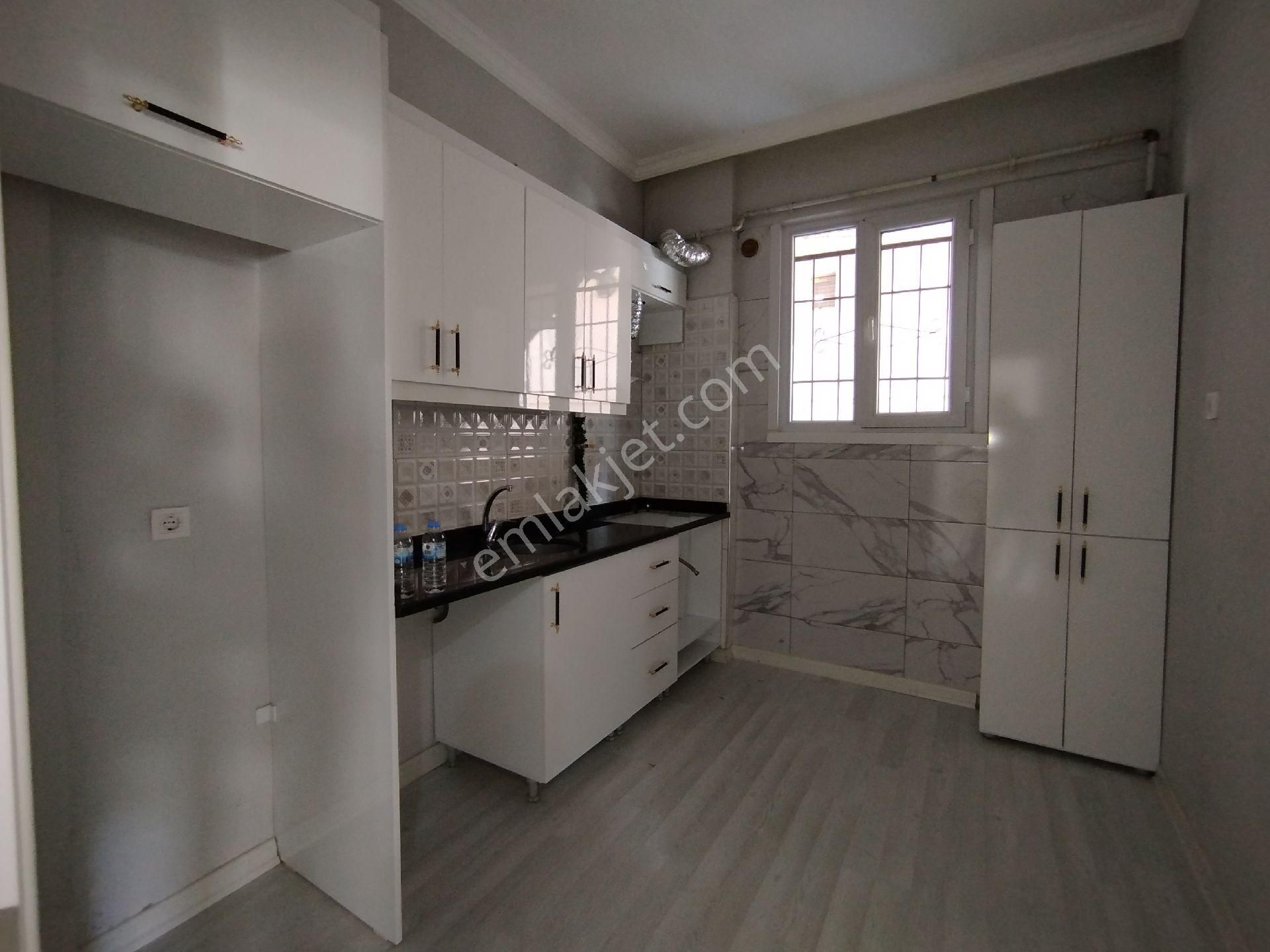 Sultanbeyli Mehmet Akif Mh. 2+1 Kiralık Daire - Görsel 9