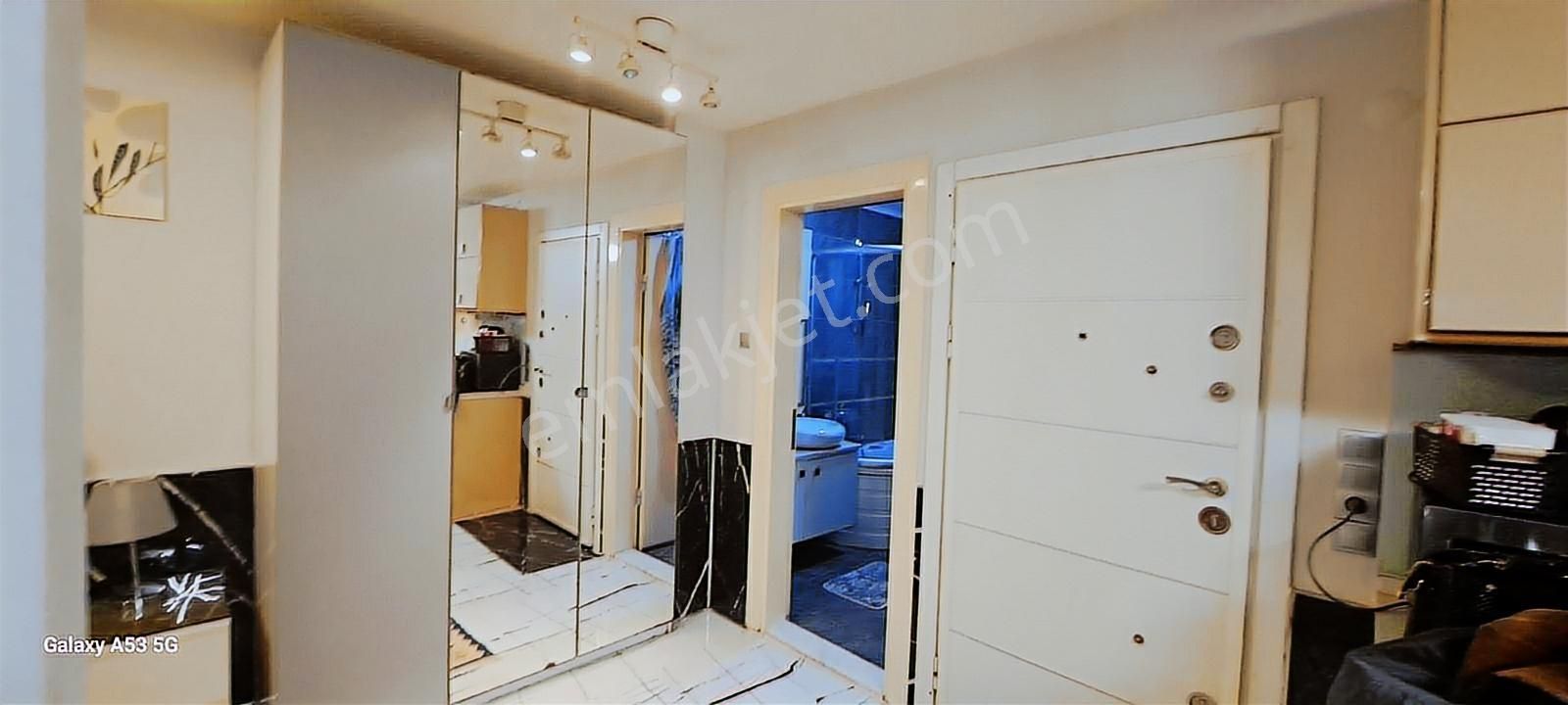 Alsancak 2. Kordon'da Eşyalı Kiralık Daire - Görsel 27