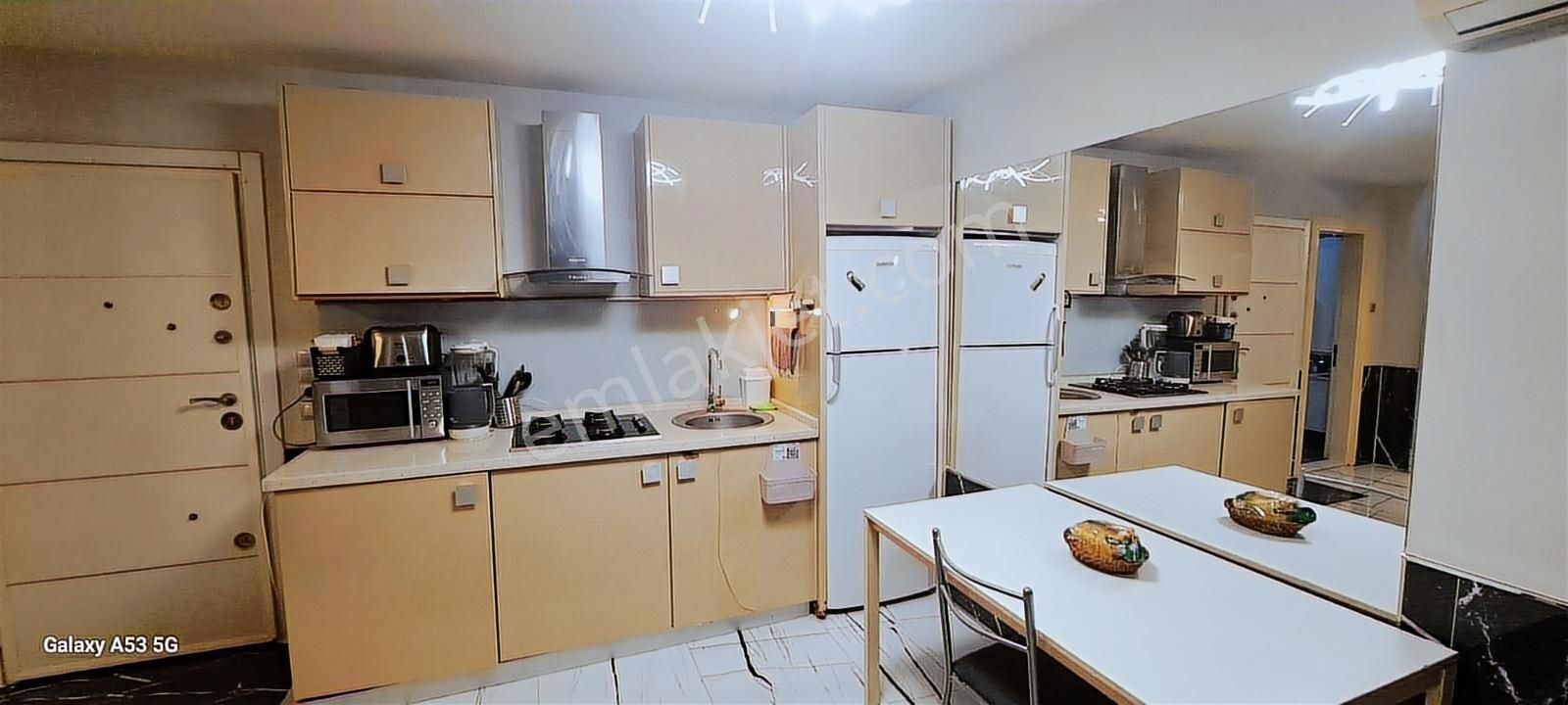 Alsancak 2. Kordon'da Eşyalı Kiralık Daire - Görsel 31