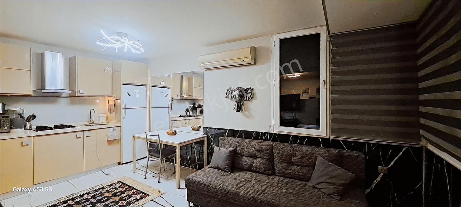 Alsancak 2. Kordon'da Eşyalı Kiralık Daire - Görsel 14