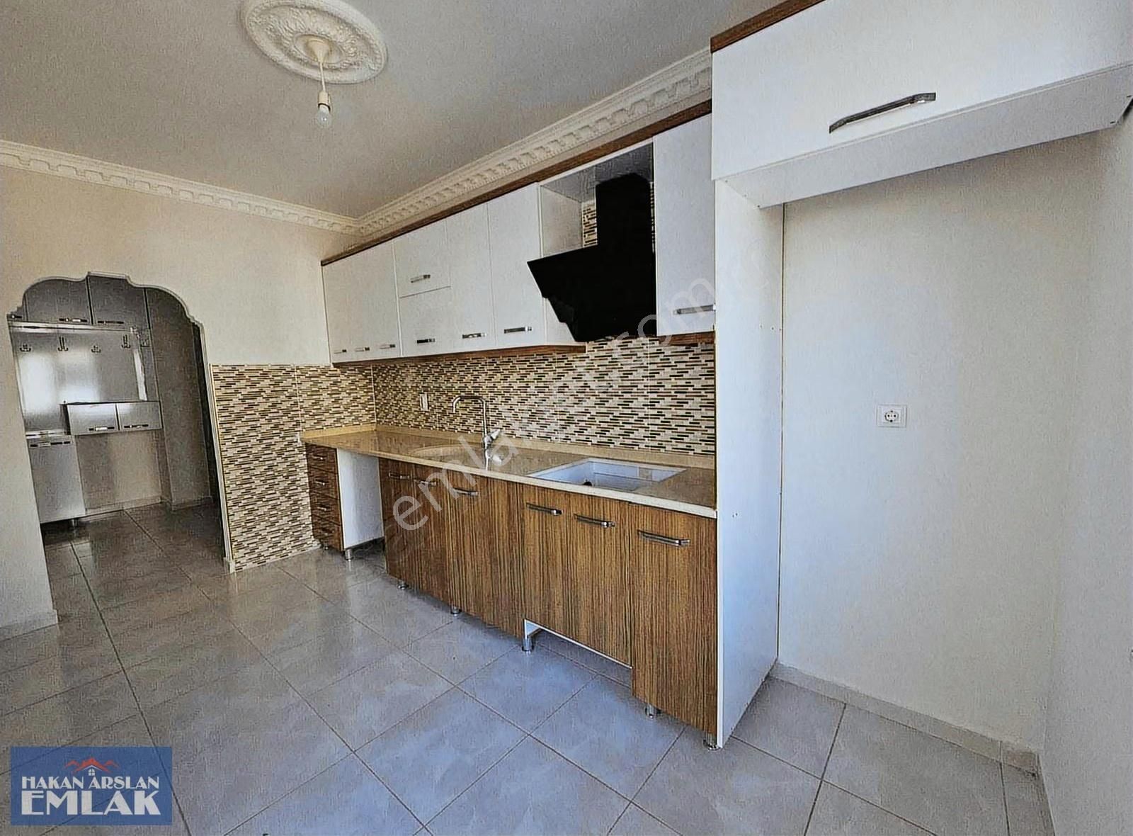 Kütükçü Mahahallesinde Geniş Yol Cepheli 2+1 Kiralık Daire - Görsel 16
