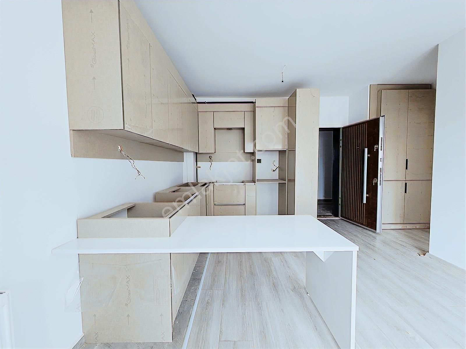 Fx'den 1+1 Site Konseptınde Ada Mutfaklı Katta Kiralık Daire - Görsel 4