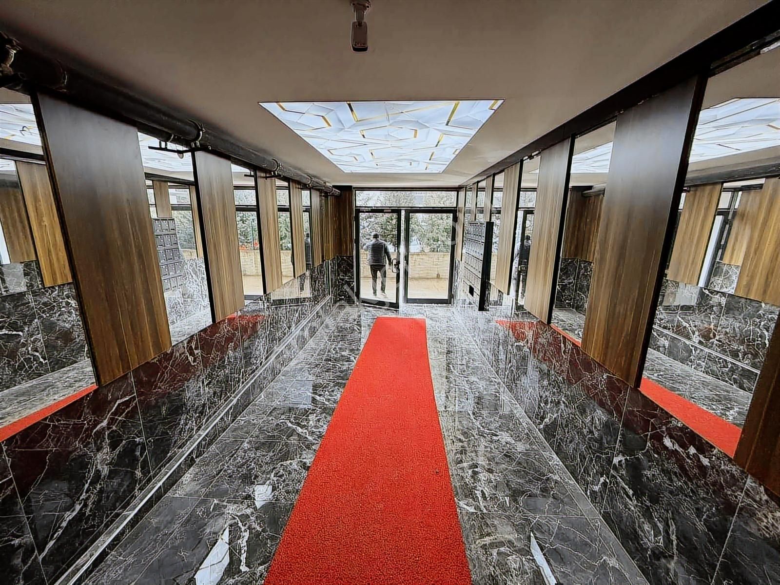 Yenikent Merkez'de Site İçerisinde Kiralık Full Yapılı - Görsel 8