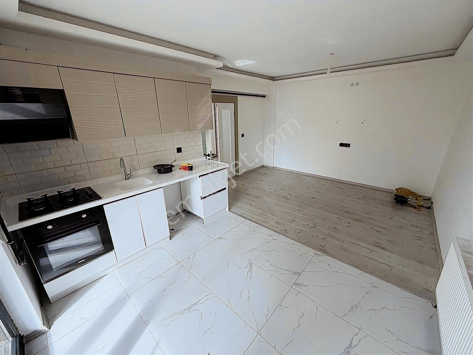 Yenikent Merkez'de Site İçerisinde Kiralık Full Yapılı - Görsel 10