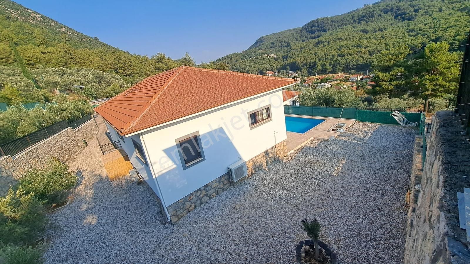 Stoptan Fethiye Üzümlü De Kiralık Doğa Manzaralı Villa - Görsel 21