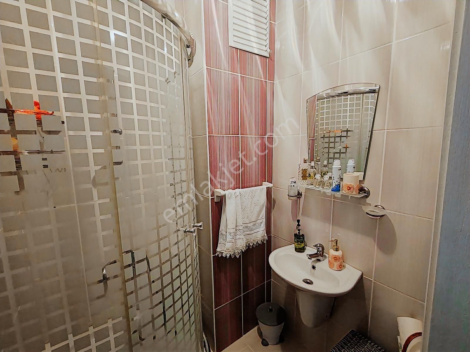 Cevizlidere Karapınar Mahallesinde 4+1 Geniş Satılık Daire - Görsel 6