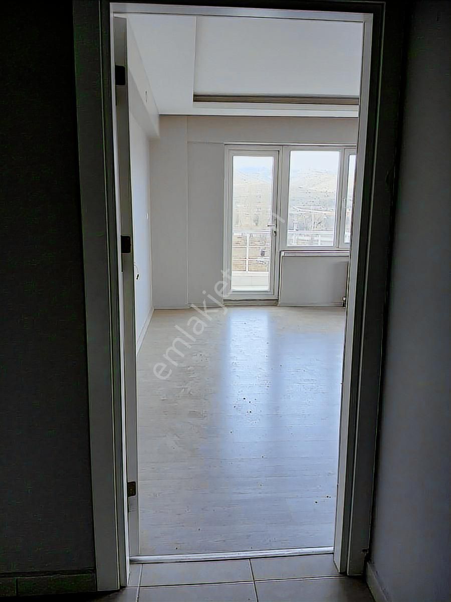 Me-ka Group'tan Şuhut Yolunda Satılık 3+1 Daire - Görsel 17