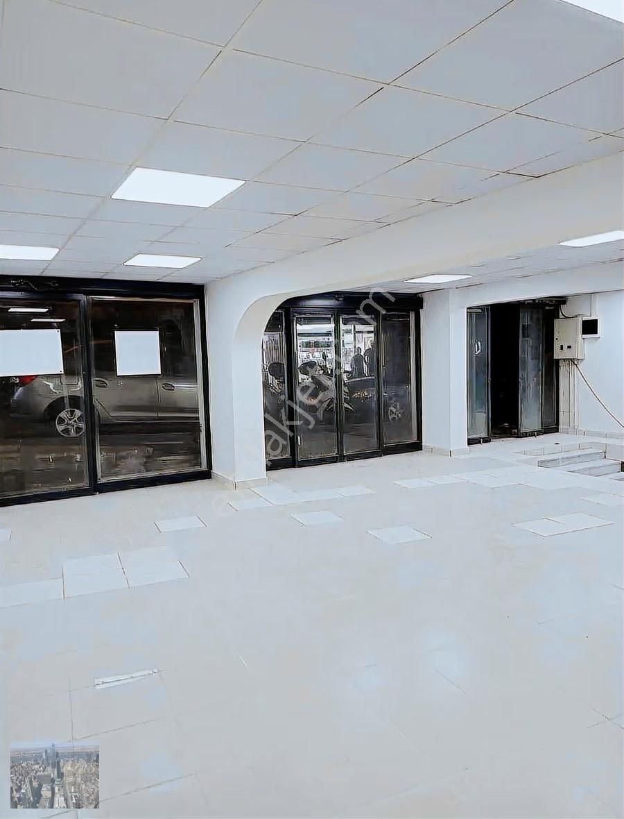 Fatih Karagümrük'te Kiracılı Yatırımlık 700 M2 Satılık Dükkan - Görsel 20